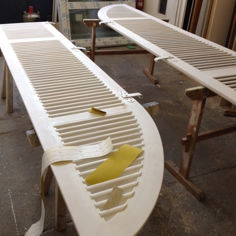 Zwei Fensterläden nach Maß aus der Tischlerei Hecker